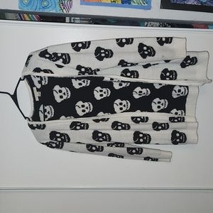 Long length thick skull cardigan-used